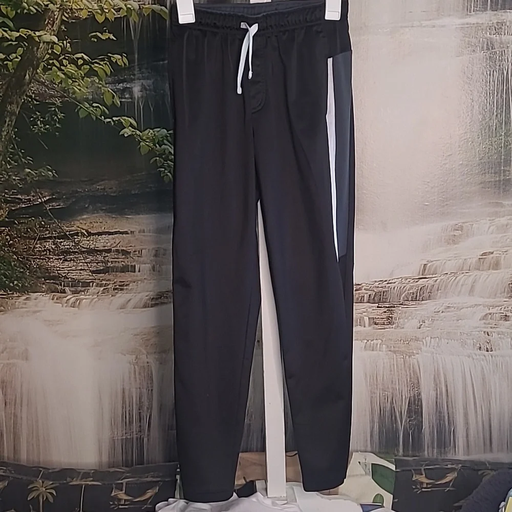 Athletic Works Boys XL 14-16 athletic sweatpants black gray white stripes